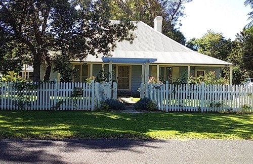 Terara House | Circa 1874 House Pool and Garden on 3 acres 8 adults 7 kids