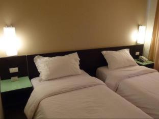 Iloilo City Proper Hotel | Circle Inn - Iloilo City Center