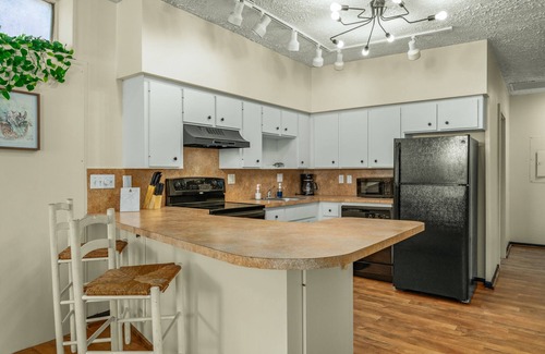 Sebring Apartment | Circle Overlook-Private Downtown apartment