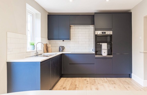 Charlton Kings Apartment | Cirencester Road - Elegant 5 bedroom semi-detached house with garden and patio