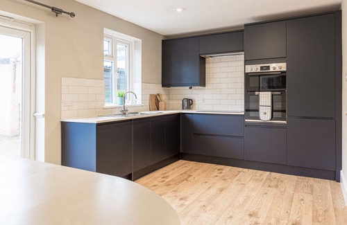 Charlton Kings Apartment | Cirencester Road - Elegant 5 bedroom semi-detached house with garden and patio