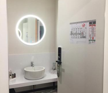 Mettet Hotel | cité impériale ye