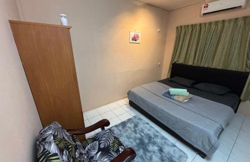Lutong House | Citadil Homestay