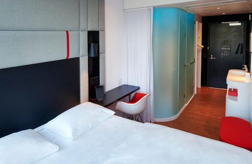 Downtown Miami Hotel | citizenM Miami Worldcenter