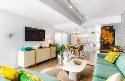 Racquet Club Estates House | Citron Oasis - Classic Alexander Home in Racquet Club Estates!