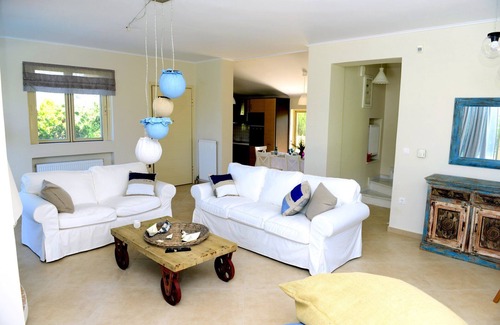 Agrilos Villa | Citron Pale Villa with Private Pool