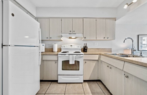 Croissant Park House | Citrus Isles Waterfront Home