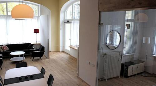 Schoeneberg Apartment | City Apartment (barrierefrei)