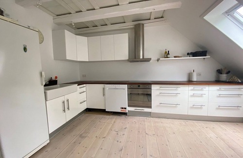 Frederiksberg Apartment | City Apartment in Frederiksberg with 1 bedrooms sleeps 6
