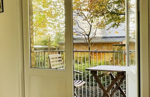 Frederiksberg C Apartment | City Apartment in Frederiksberg with 2 bedrooms sleeps 3