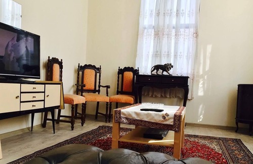 Konak House | City Apartment In Lively İzmir