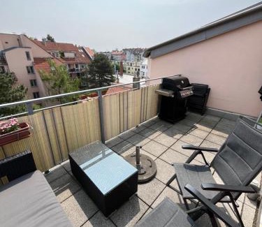 Maxvorstadt Apartment | City-Apartment with private Rooftop Terrace