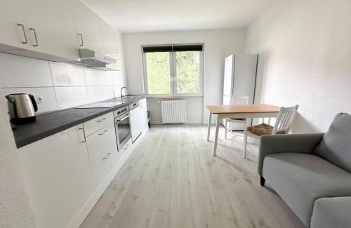Frohnhausen Apartment | City Apartment with WIFI, Kitchen and 4K TV