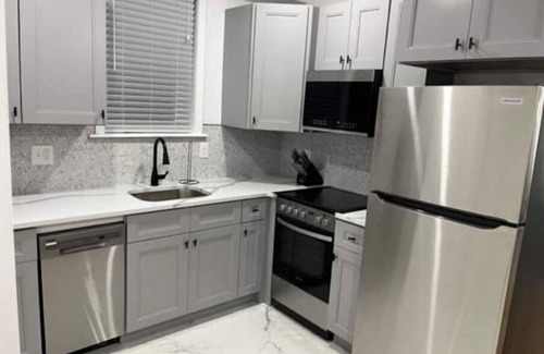 West Philadelphia Apartment | City Arts Apartment