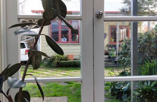 New Plymouth Cottage | City Cabin