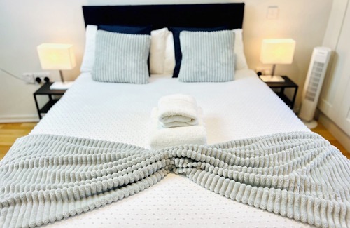 Temple Bar Apartment | City Center- 2 Bedroom Apartment in Temple Bar