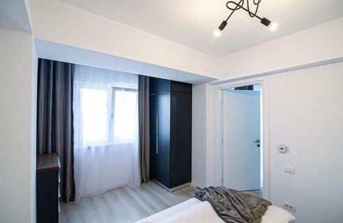Resita Apartment | City Center Accomodation- 401