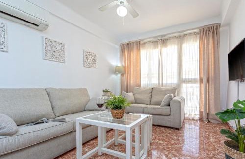 Parque Ayala Apartment | CITY CENTER AND NEXT TO THE BEACH 3 BEDROOMs