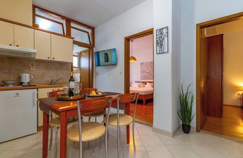 Gorinka Apartment | City Center Apartment ANA
