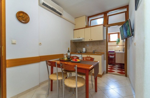 Gorinka Apartment | City Center Apartment ANA