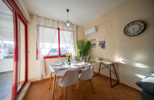 Durres Apartment | City Center Apartment with Balcony