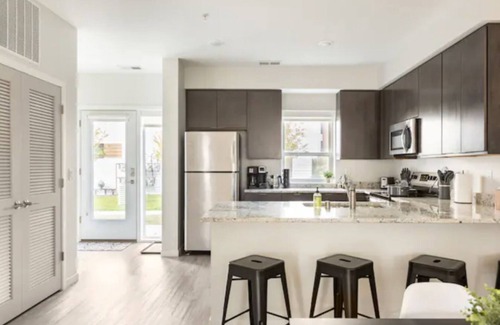Richfield Condo | City Center Cove ~ Close to MOA & MSP Airport