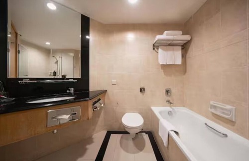 Downtown Singapore Hotel | City Center Family Rm Kids Amenities Chinatown Sg