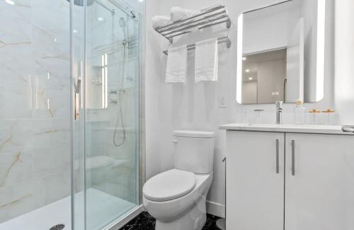 Gay Village Apartment | City Center King Suite