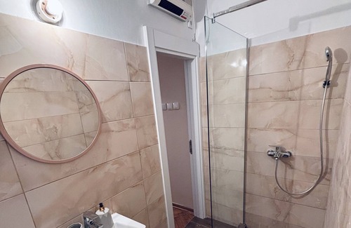 Cukarica Apartment | City Center Knez Apartment