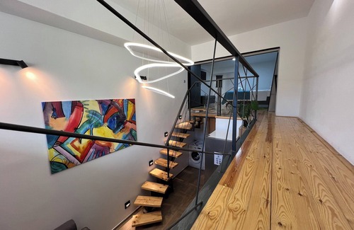 Kavala Apartment | City Center Loft With Private Parking