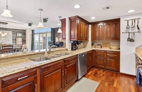 LoDo Condo | City Center Oasis: Prime Location with Views!