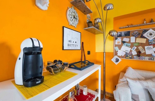 Old Town Apartment | City Center with private parking and stunning view.