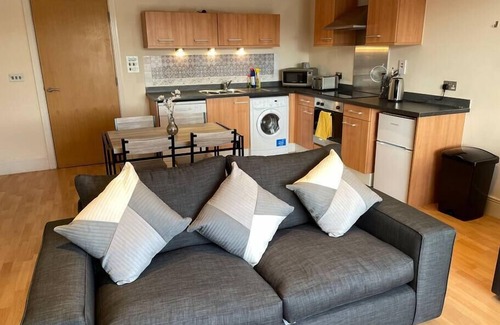 Coventry Apartment | City Central Apartment