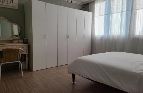 Dong-Gu Apartment | City Central & Cosy House