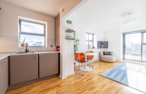 Belfast Apartment | City Centre 1BR Apartment with Free Parking