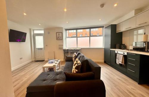 Mapperley Apartment | City Centre 2 Bedroom Apartment Sleeps 7 Free Parking Near Arena and NTU