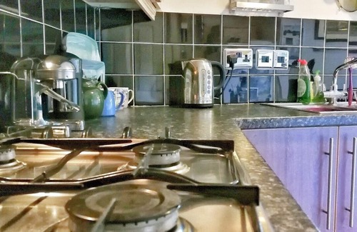 Lancaster Apartment | City Centre apartment with a Norman Castle for a Neighbour!
