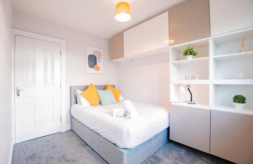 Claddagh House | City Centre House With Parking