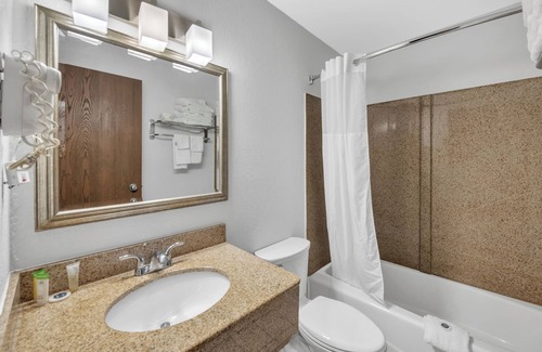 Newport News Hotel | City Centre Inn at Newport News