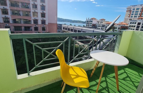 Downtown Kota Kinabalu Apartment | City centre, Spacious, Seaview, mall