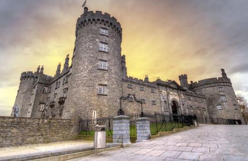 Kilkenny City Centre House | City Centre Townhouse - just off Medieval Mile