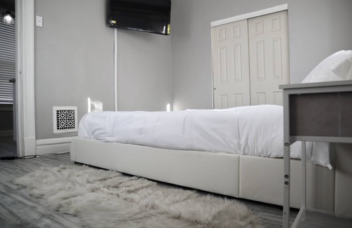 Tower Grove South House | City Chic Retreat!