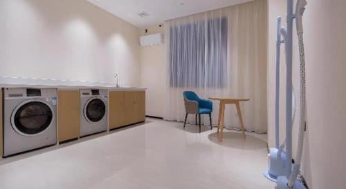 Laibin Hotel | City Comfort Inn Laibin Shilong Town
