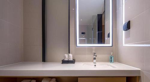 Laibin Hotel | City Comfort Inn Laibin Shilong Town