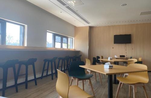 Xinzhou District Hotel | City Comfort Inn Wuhan Yangluo Wanda Plaza