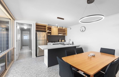 Mount Gambier Apartment | City Courtyard Two Apartment