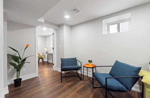 North Bergen Condo | City Duplex Group Stay/Near NYC & Private Parking