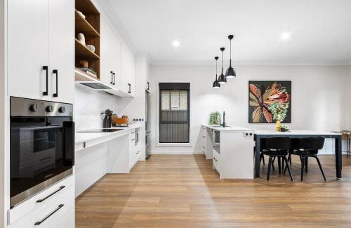Mount Gambier Apartment | City Edge Apartment 1 (Wheelchair Accessible)
