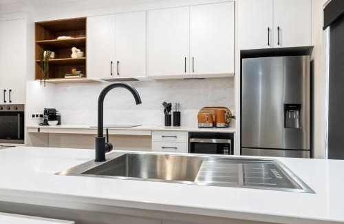 Mount Gambier Apartment | City Edge Apartment 1 (Wheelchair Accessible)