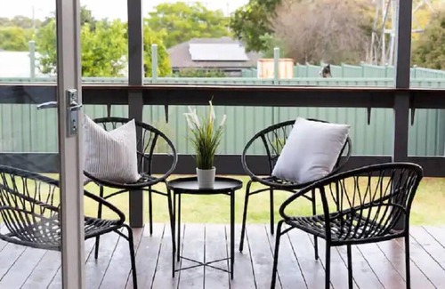 Bundoora House | City Edge Bundoora~up to 6ppl~pets Welcomed